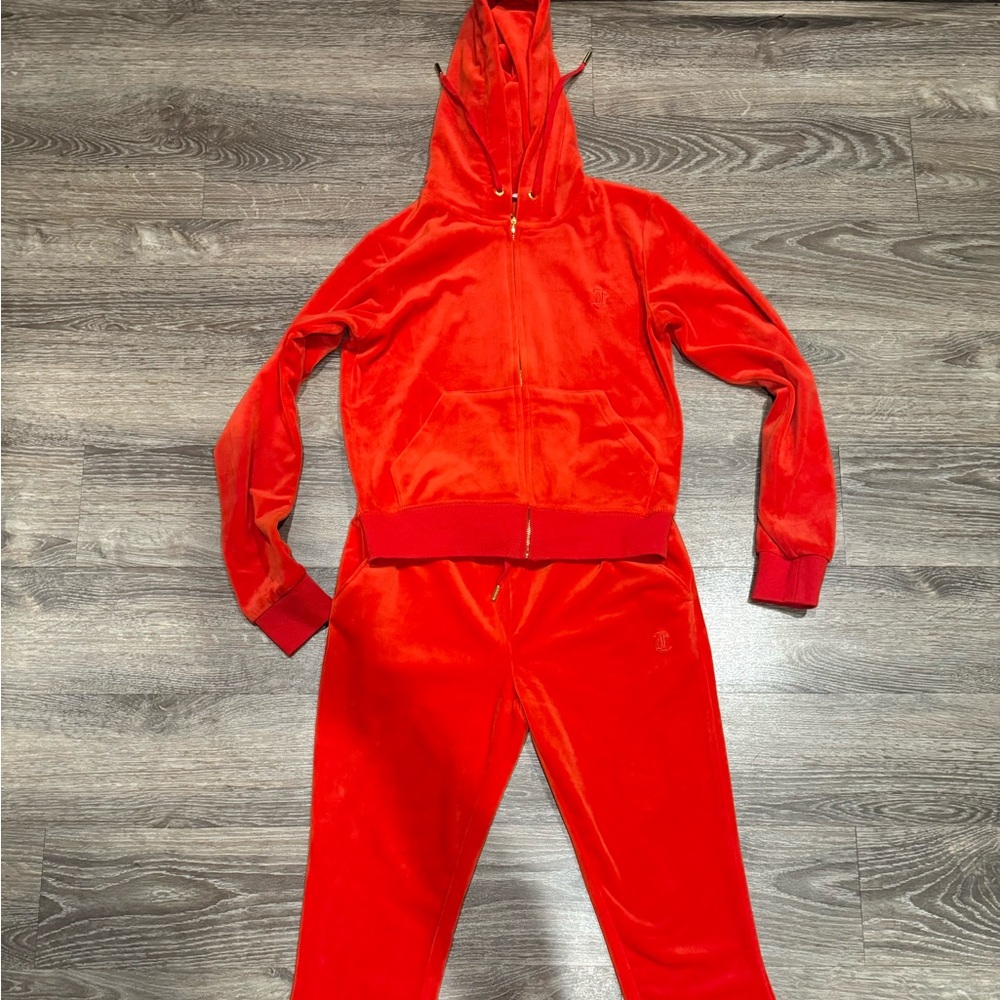 Juicy Couture Cherry Red velour tracksuit , gold Hardwear size small